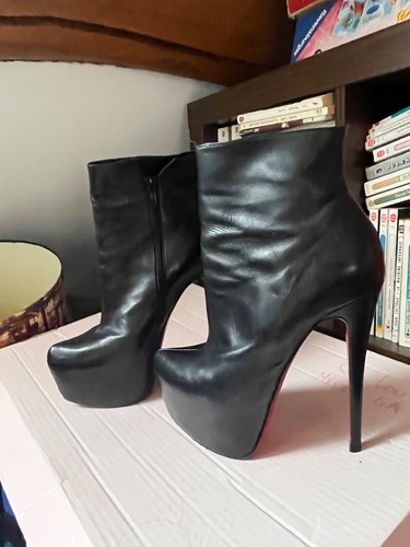 Bottines christian louboutin - bottines,