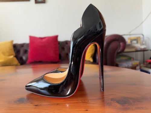Louboutin hot chick - 130, patent