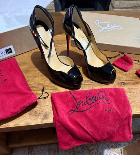 Christian louboutin round - louboutin,